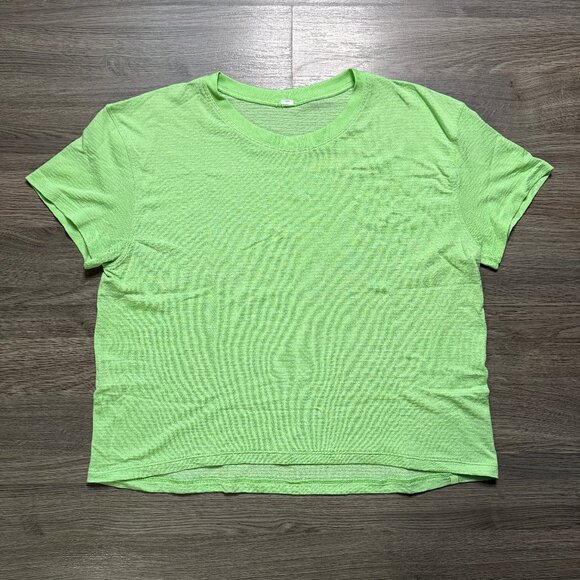 Lululemon Women's Train to Be Seamless Short Sleeve T-Shirt - Green - Picture 2 of 5